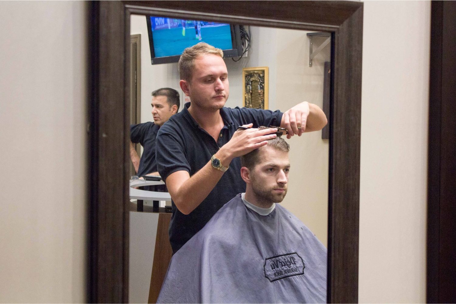 Classic Scissor Cuts In Deja Vu Barber