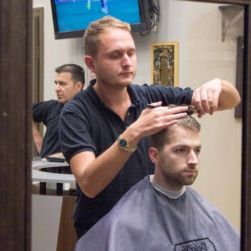 Classic Scissor Cuts In Deja Vu