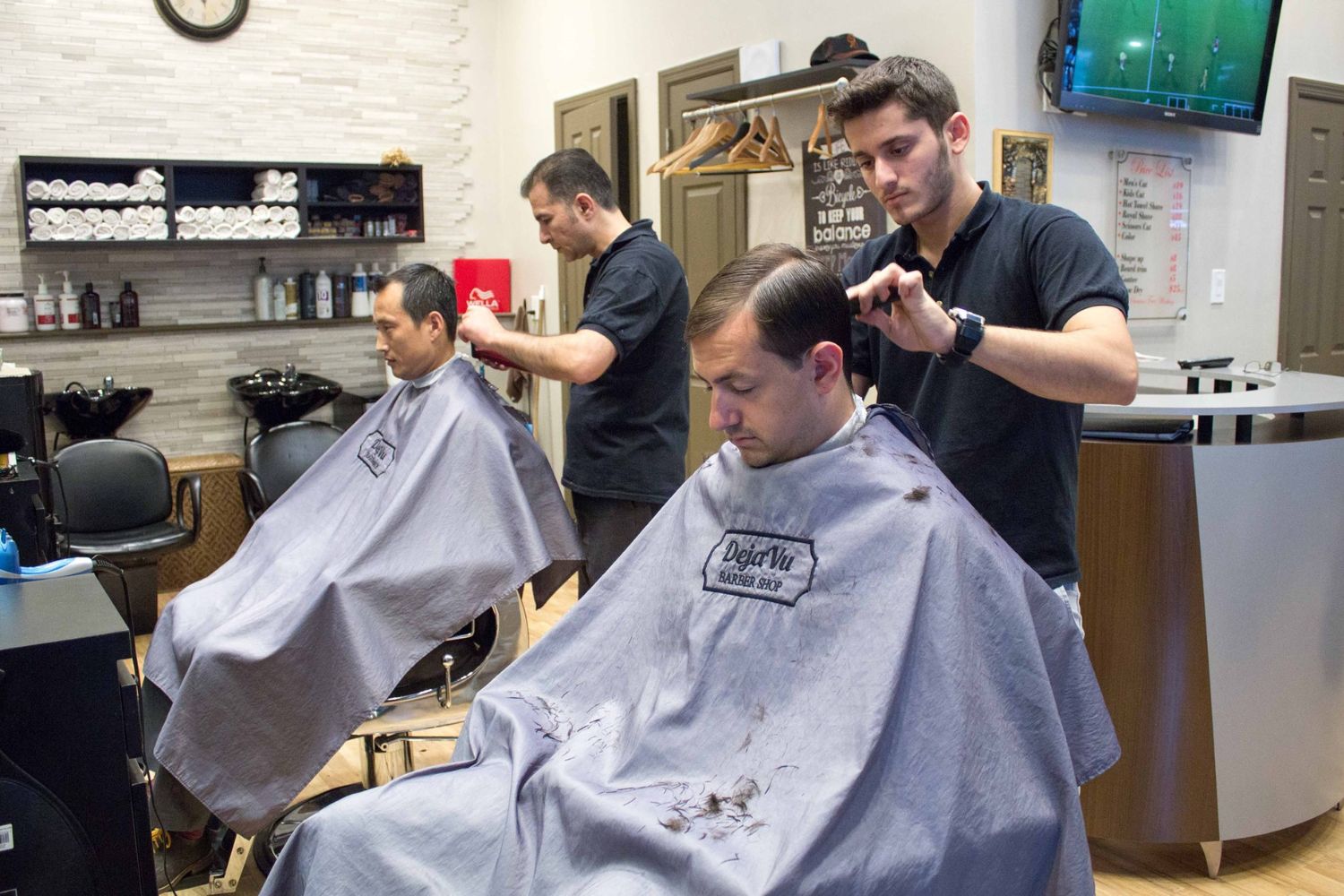 Line Up and Edge Up In Deja Vu Barber