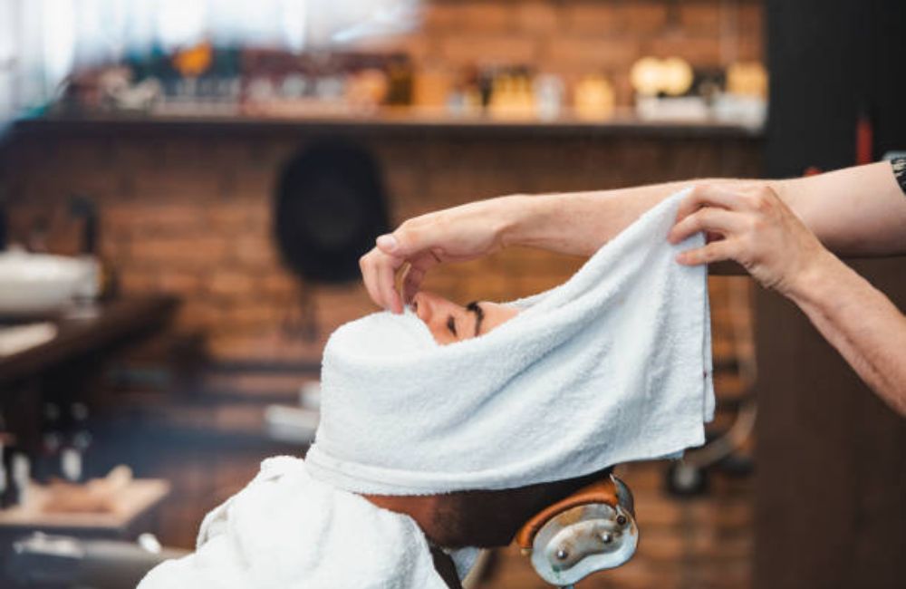 Hot Towel Shaves In Manhattan, New York