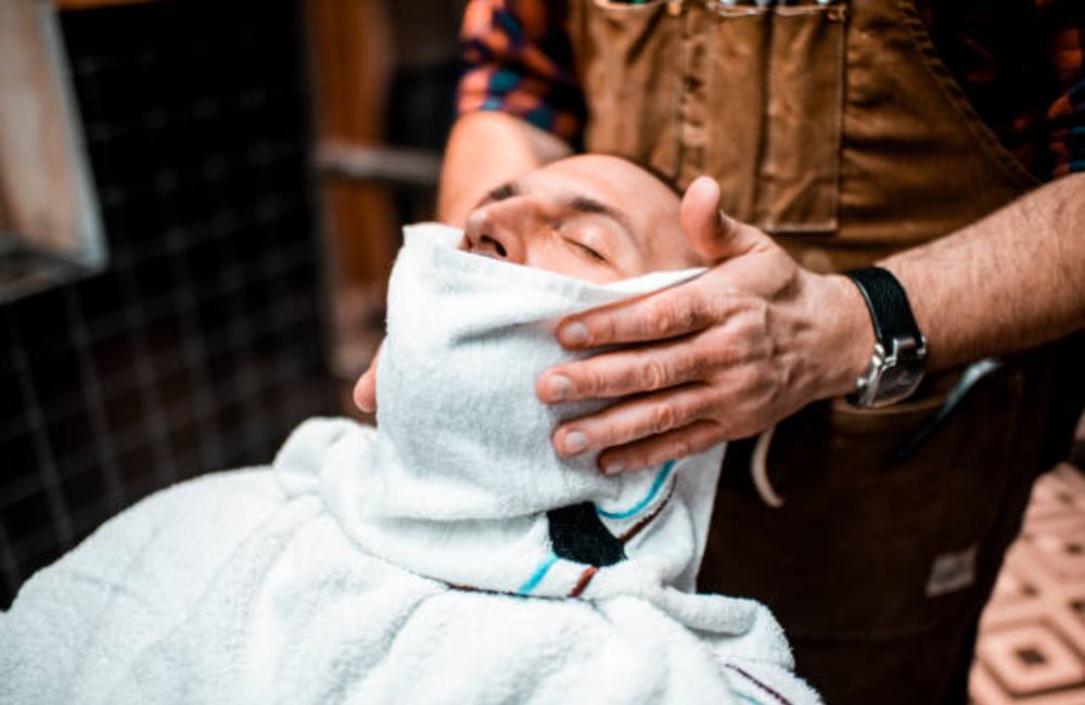 Hot Towel Shaves In Manhattan, New York