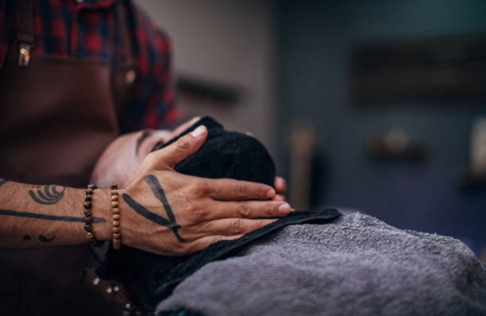 Hot Towel Shaves In Manhattan, New York