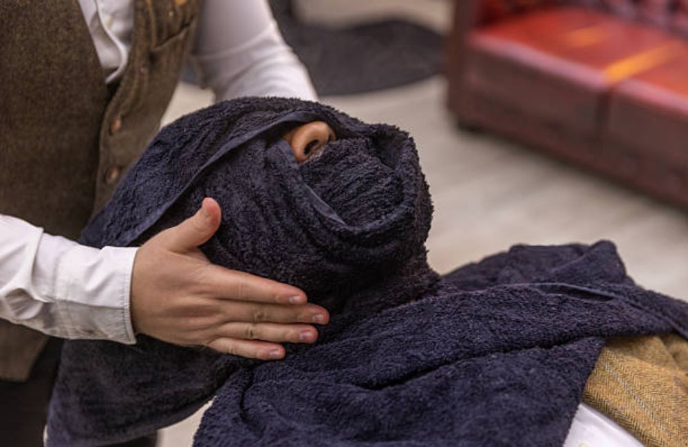 Hot Towel Shaves In Manhattan, New York