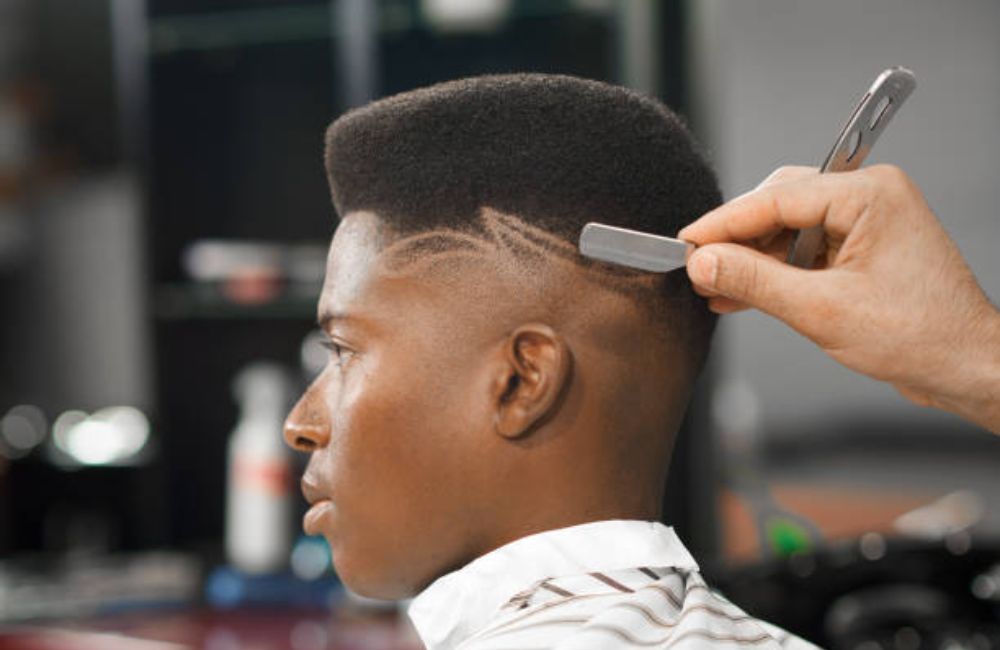 Line Up & Edge Up In Manhattan, New York