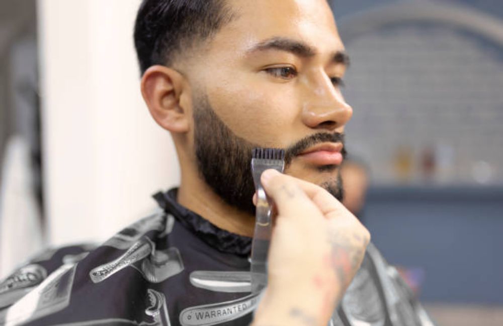 Line Up & Edge Up In Manhattan, New York