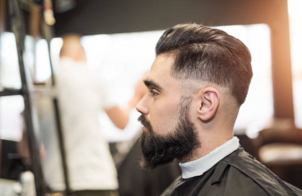 Line Up & Edge Up In Manhattan, New York